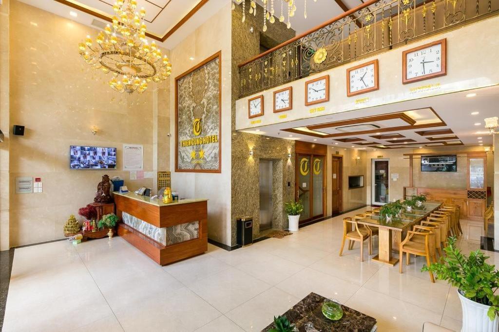 Hotel Khach San Thien Cung Ho-Chi-Minh-Stadt Exterior foto